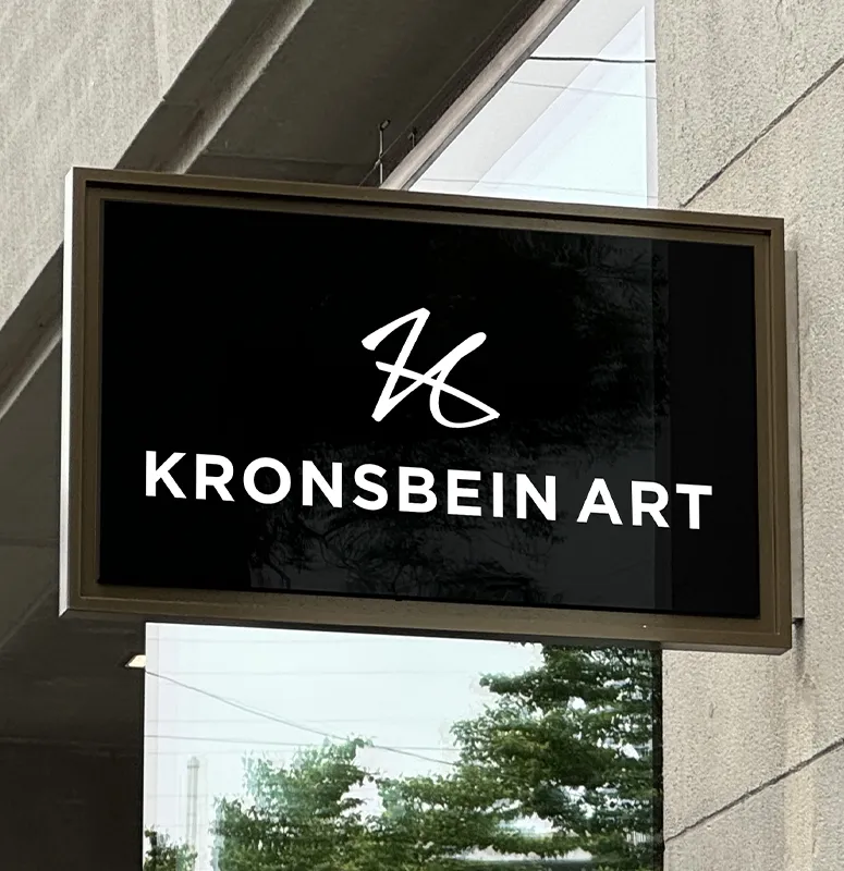 Nasenschild für die Galerie Kronsbein Art in München Nasenschild für die Galerie Kronsbein Art in München